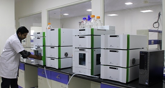 Advantages of HPLC over Thin-layer Chromatography (TLC)
