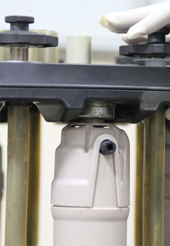 Tightening-of-Rack-Cover